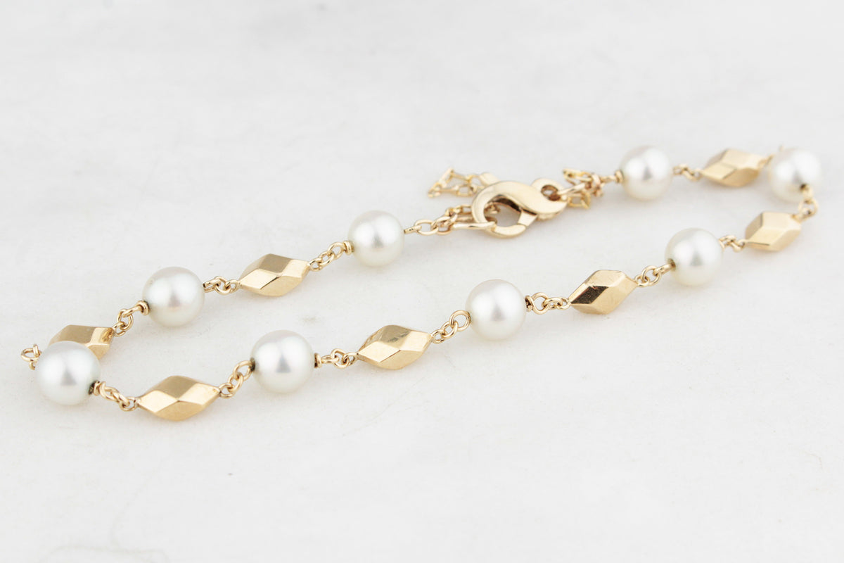 VINTAGE AKOYA PEARL BRACELET 9ct GOLD
