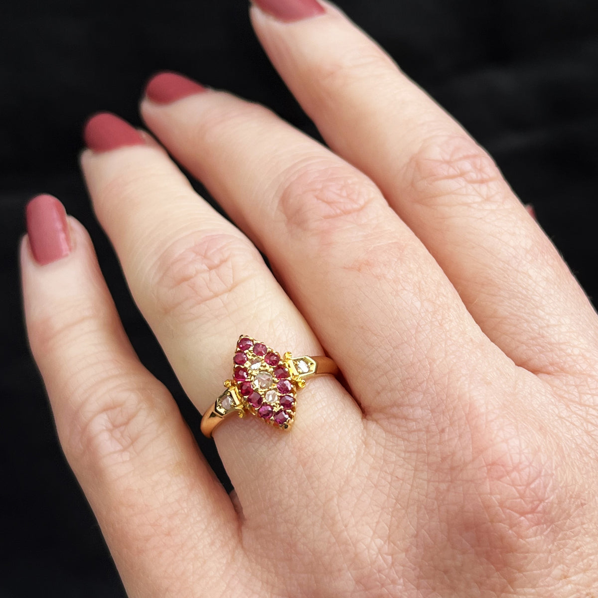 ANTIQUE EDWARDIAN 1901 RUBY &amp; DIAMOND RING 18ct GOLD