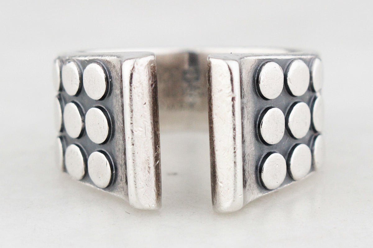 MID-CENTURY SCANDI STERLING SILVER RING