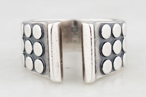 MID-CENTURY SCANDI STERLING SILVER RING