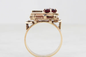 MID-CENTURY GARNET COCKTAIL RING 9ct GOLD