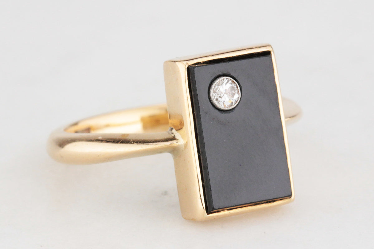 ANTIQUE EDWARDIAN c1910 DIAMOND & ONYX RING IN 18ct GOLD