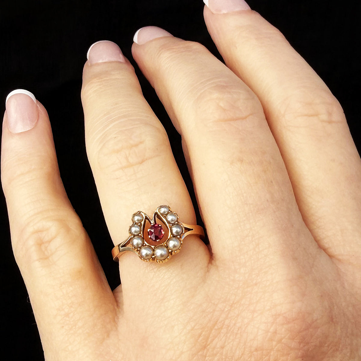 ANTIQUE EDWARDIAN RUBY &amp; SEED PEARL RING 9ct GOLD