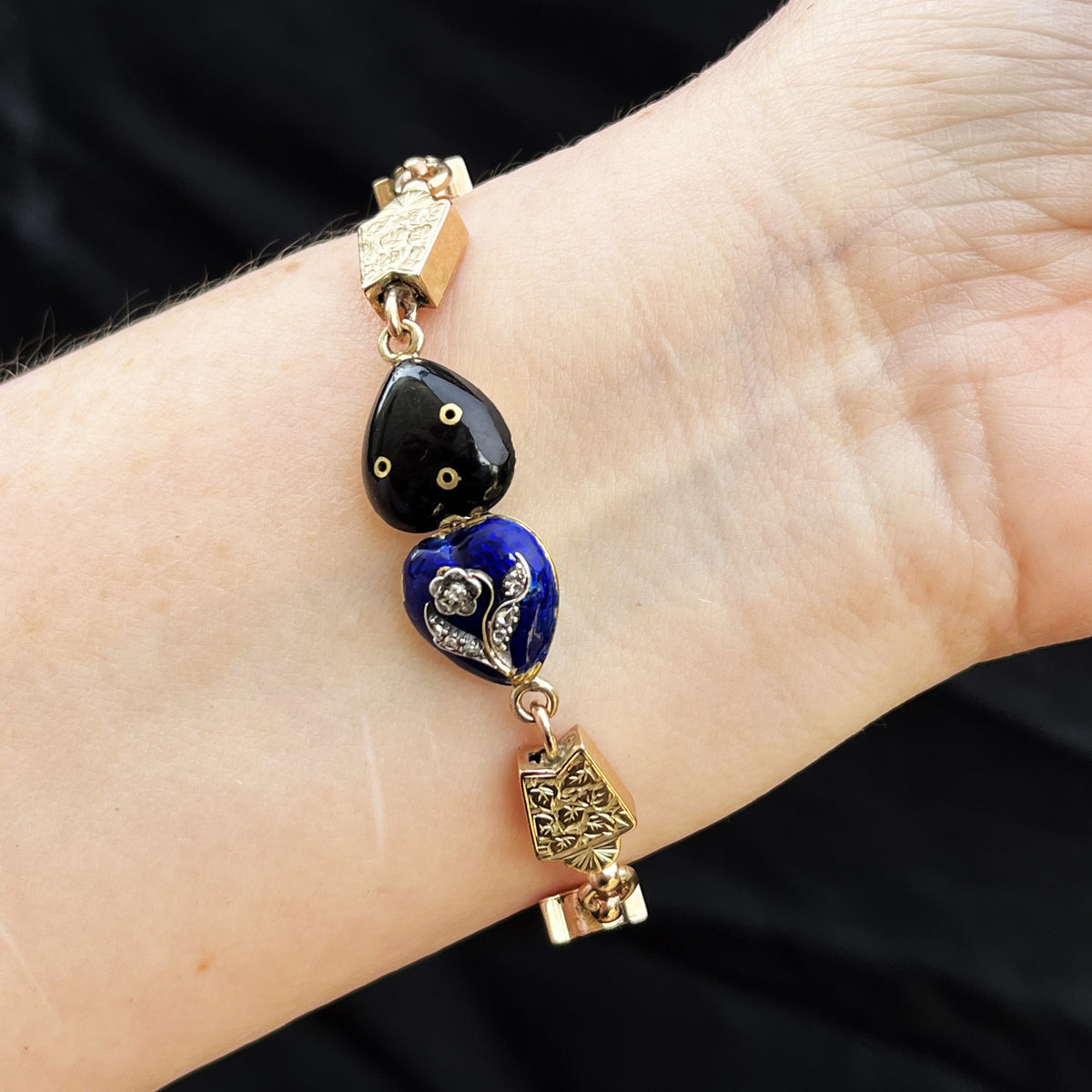 ANTIQUE VICTORIAN DIAMOND &amp; ENAMEL BRACLET 9ct GOLD