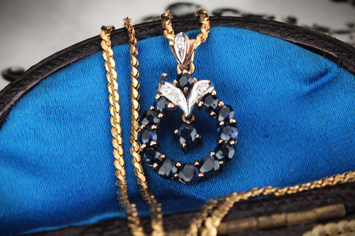 VINTAGE SAPPHIRE &amp; DIAMOND PENDANT ON CHAIN 14 &amp; 18ct GOLD