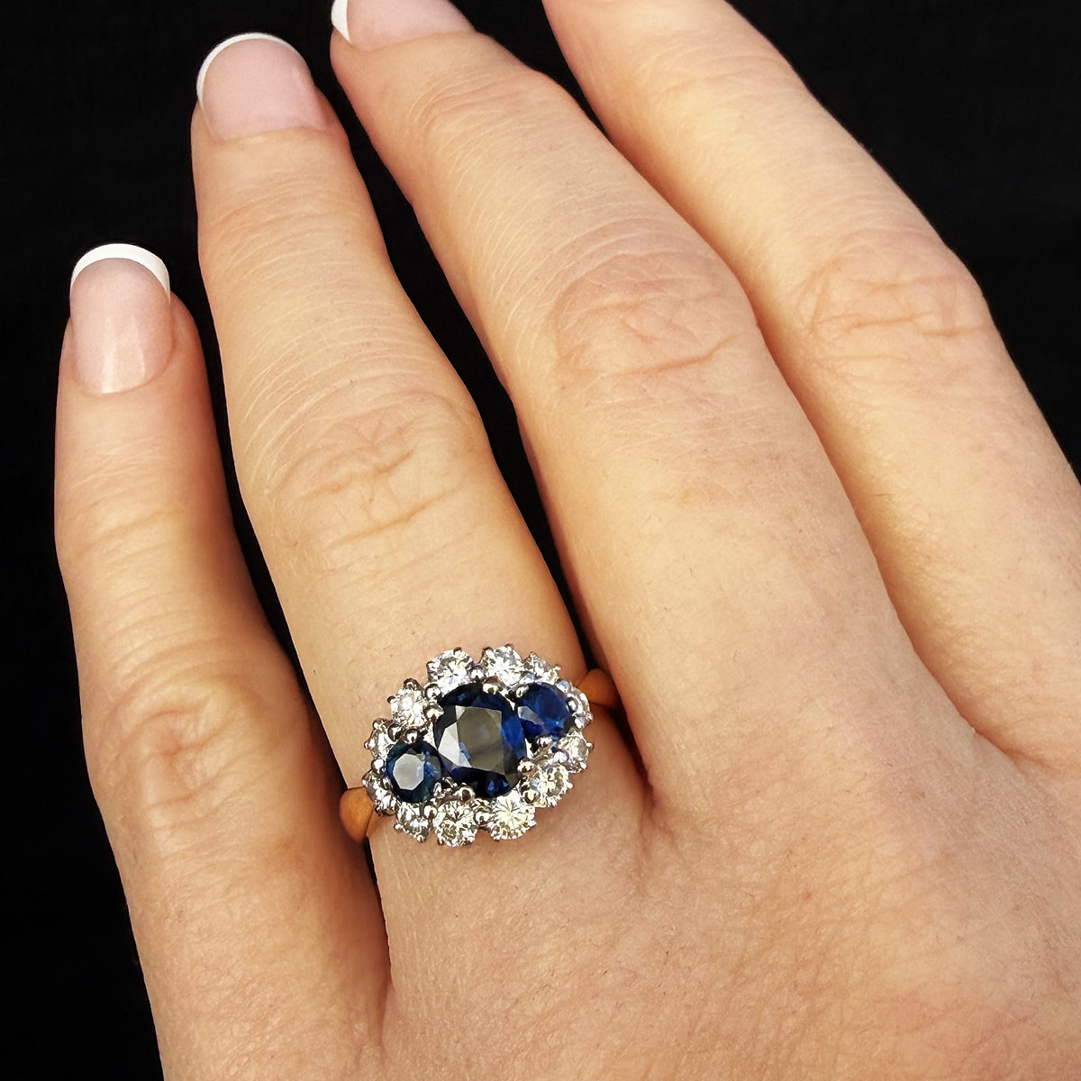 VINTAGE SAPPHIRE & DIAMOND RING 18ct GOLD