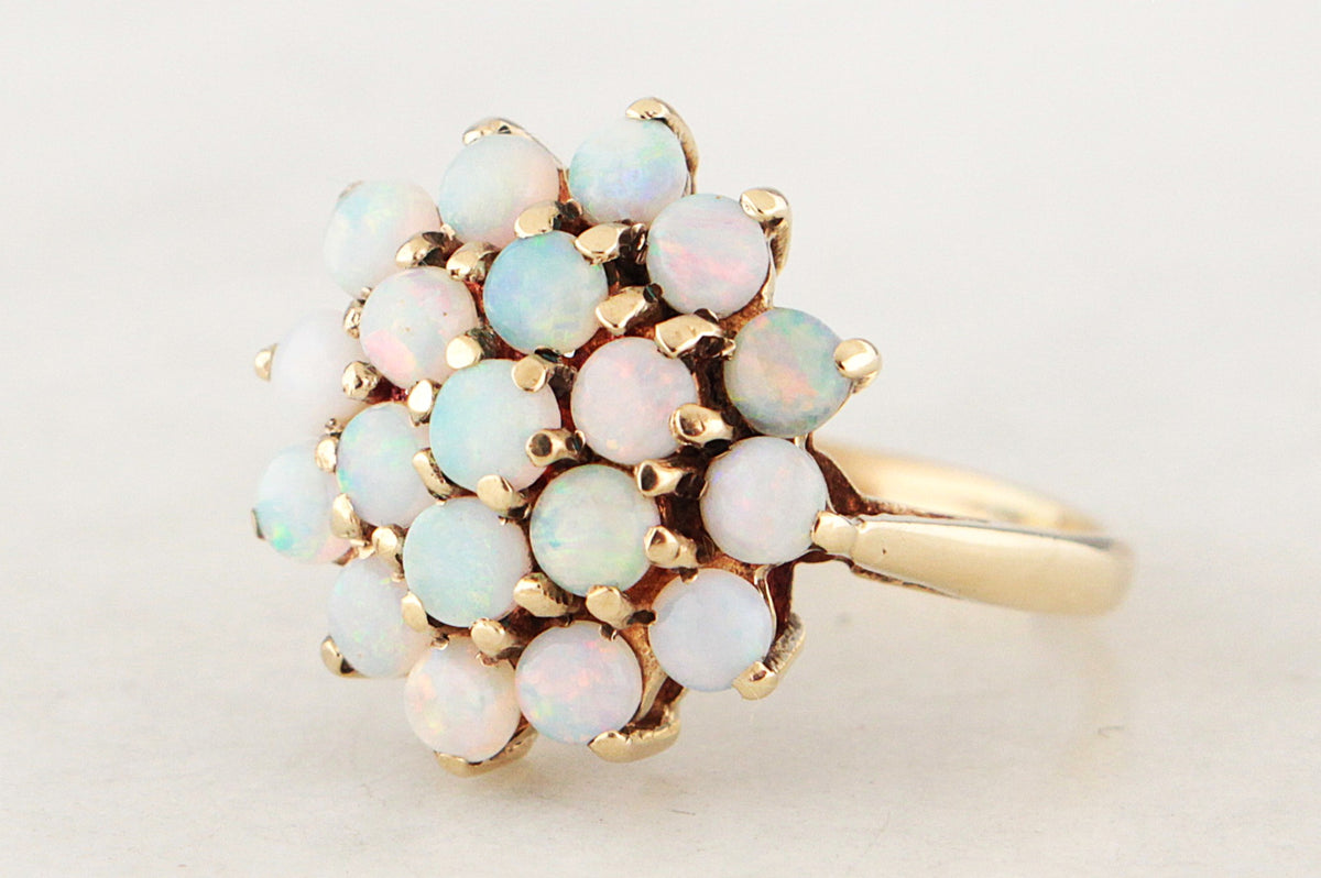 MID-CENTURY 1965 SOLID OPAL CLUSTER RING 9ct GOLD