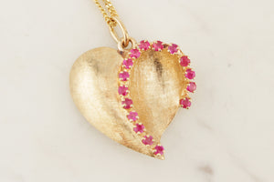 VINTAGE c1940 RUBY HEART PENDANT 14ct YELLOW GOLD