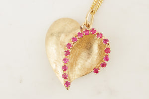 VINTAGE c1940 RUBY HEART PENDANT 14ct YELLOW GOLD