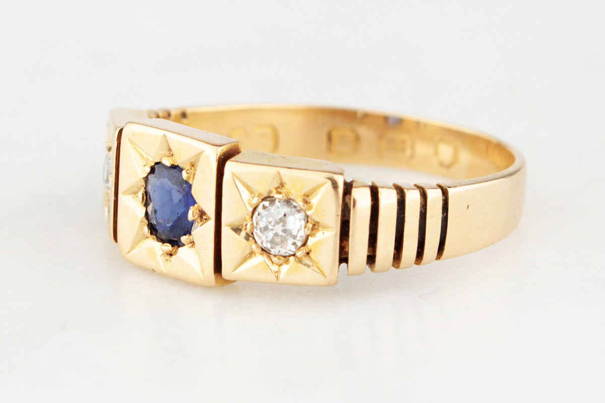 ANTIQUE VICTORIAN c1860 SAPPHIRE &amp; DIAMOND RING IN 18ct GOLD