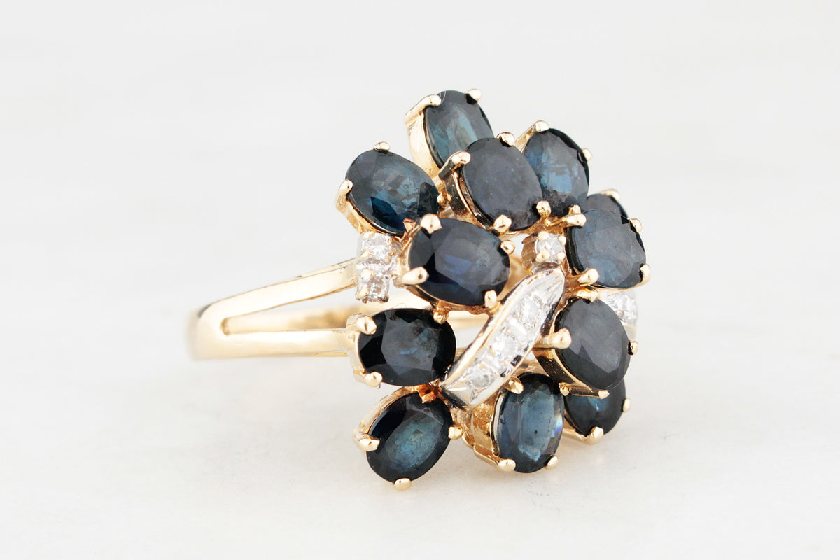 MID-CENTURY SAPPHIRE &amp; DIAMOND COCKTAIL RING IN 14ct GOLD