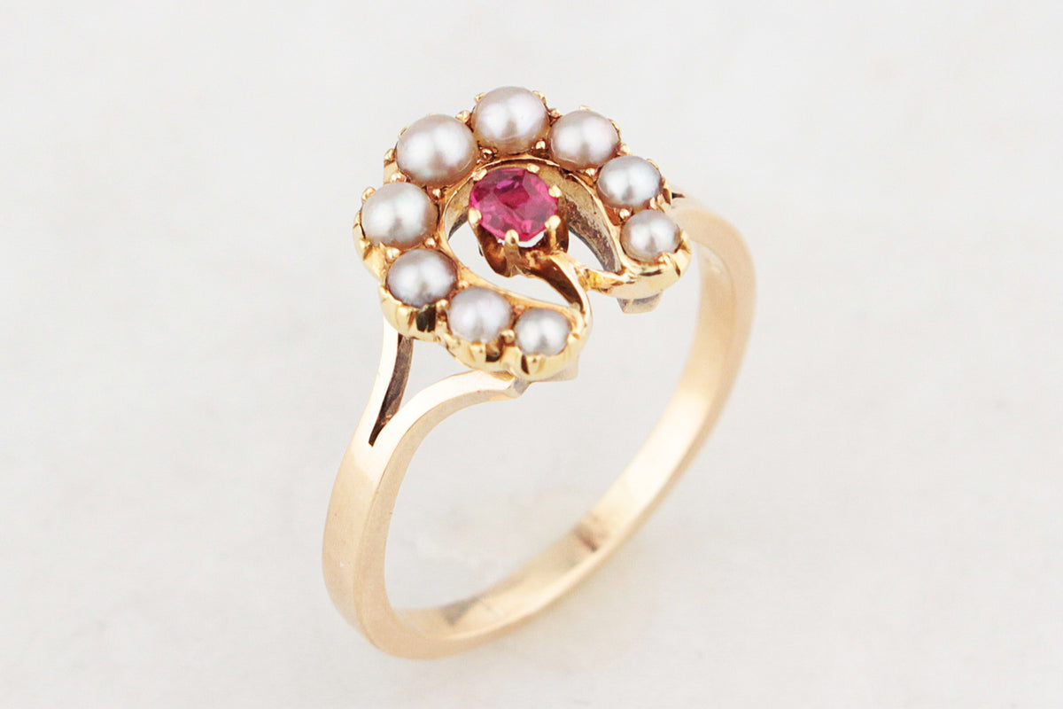 ANTIQUE EDWARDIAN RUBY &amp; SEED PEARL RING 9ct GOLD