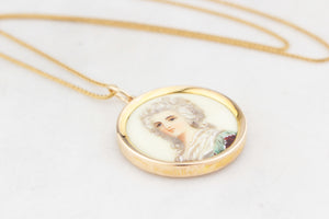ANTIQUE VICTORIAN ROCOCO REVIVAL PORCELAIN PORTRAIT PENDANT 9ct GOLD
