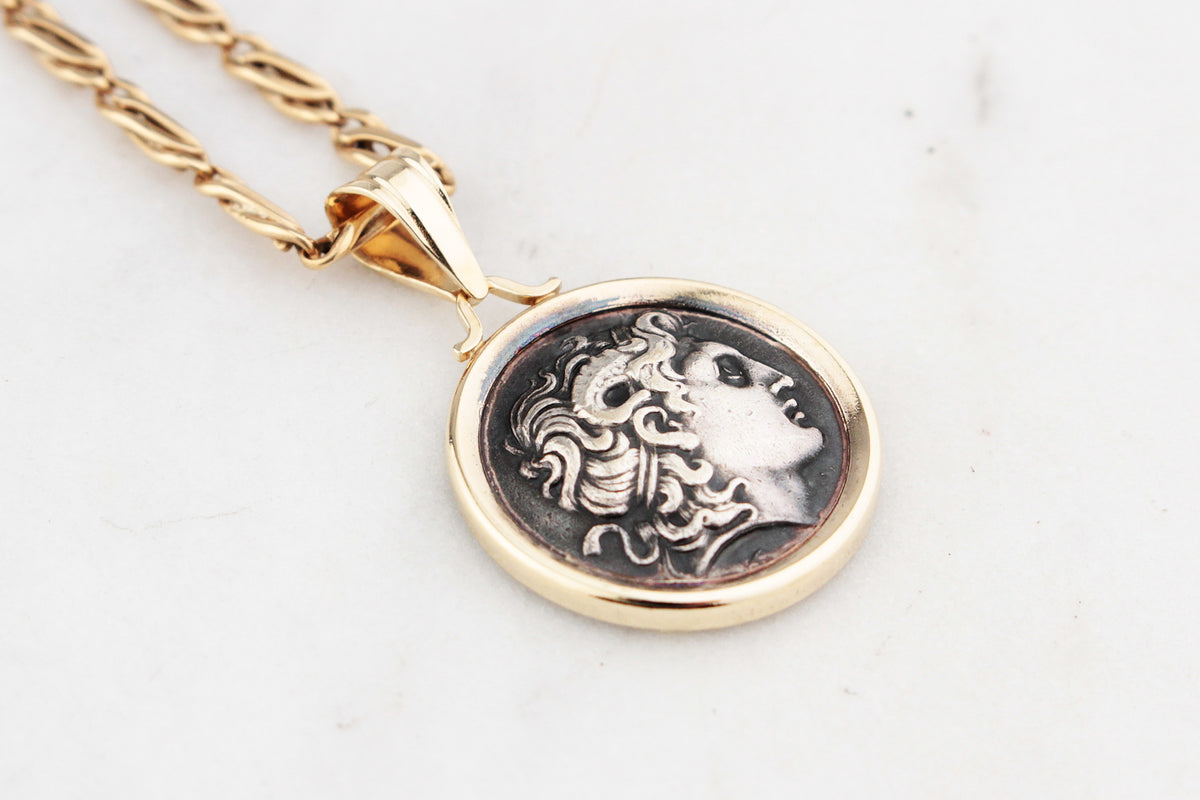 ARCHAEOLOGICAL REVIVAL SILVER COIN 14ct GOLD