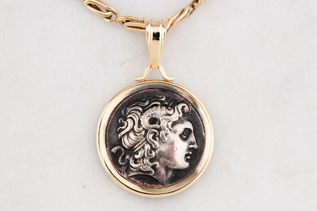 ARCHAEOLOGICAL REVIVAL SILVER COIN 14ct GOLD