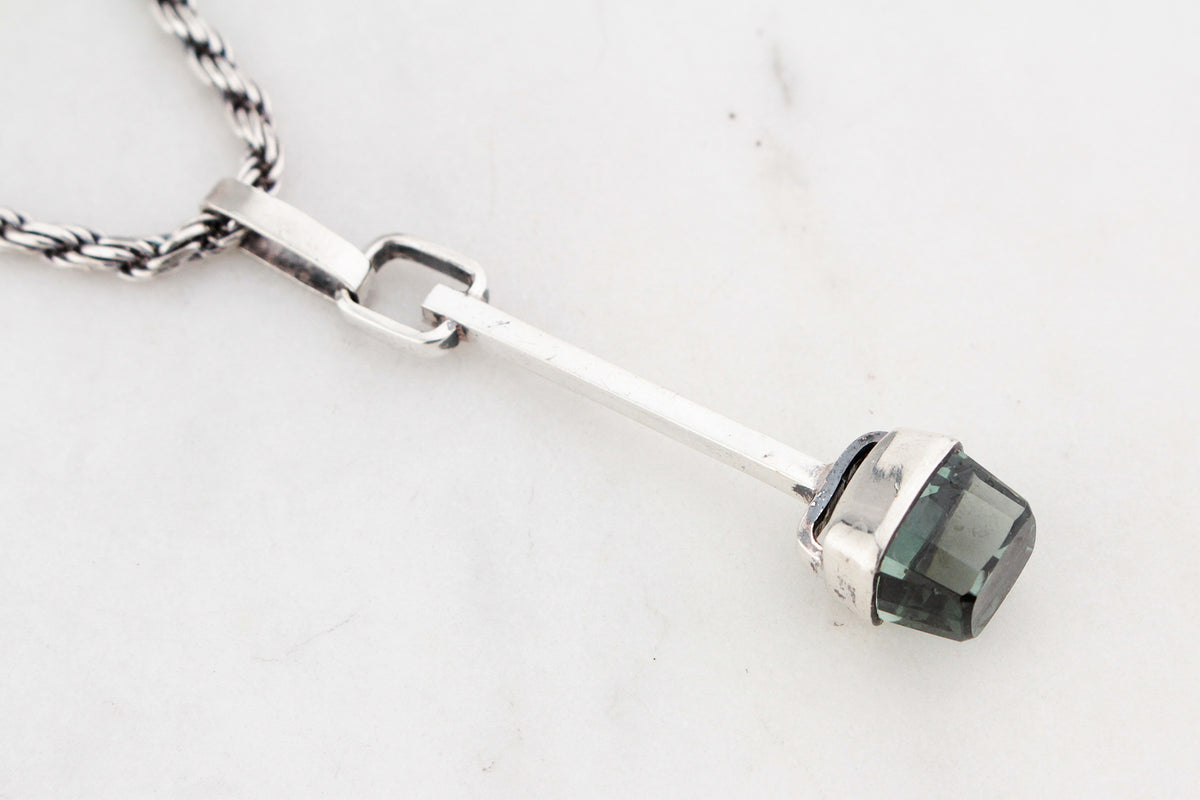 MID-CENTURY SILVER c1960’s SCANDI SPINEL PENDANT AND CHAIN