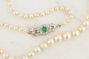 ORIGIANL ART DECO c1930 AKOYA PEARL STRAND WITH EMERALD & DIAMOND CLASP 18ct WHITE GOLD