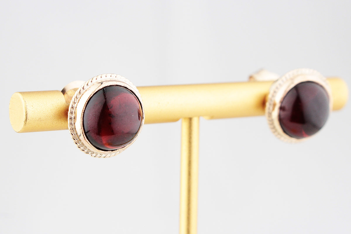 VINTAGE CABOCHON GARNET EARRINGS 9ct GOLD