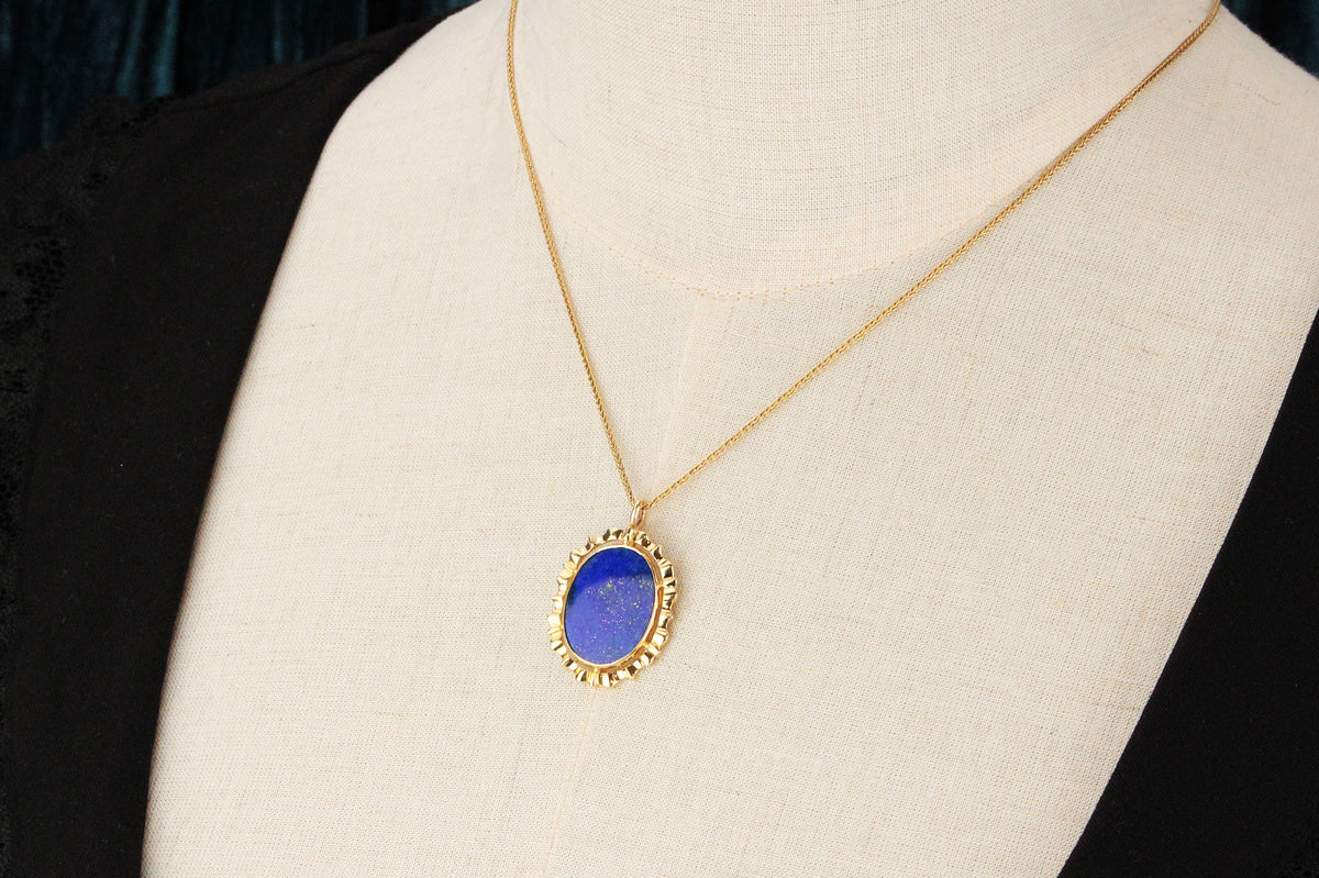 VINTAGE LAPIS LAZULI PENDANT IN 18ct GOLD
