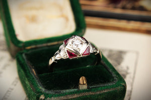 ANTIQUE ART DECO c1920 DIAMOND & RUBY RING 18ct WHITE GOLD