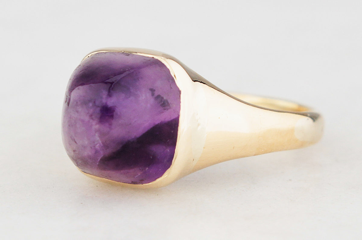 ANTIQUE EDWARDIAN SUGARLOAF AMETHYST RING 18ct GOLD