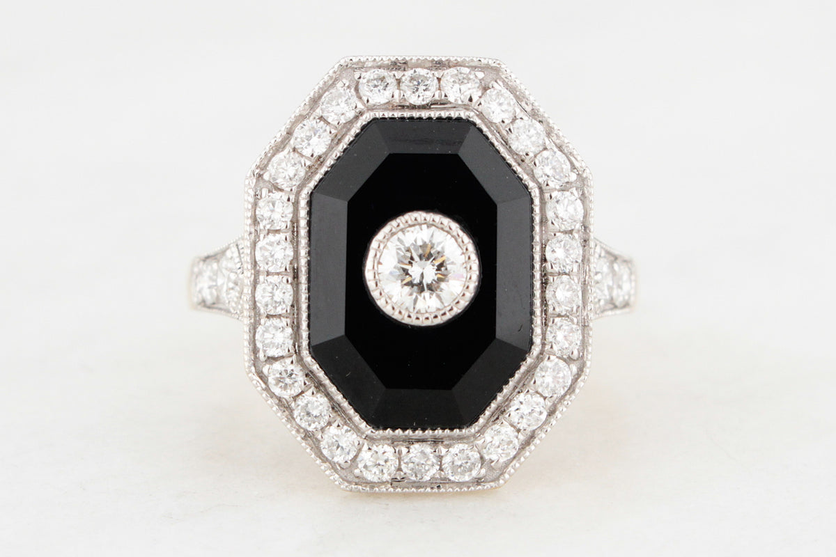 MODERN ONYX &amp; DIAMOND RING 14CT GOLD