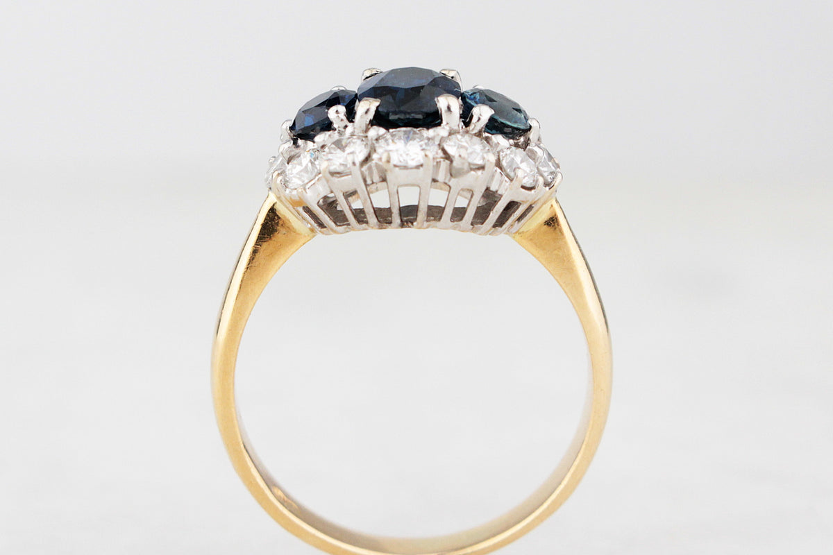VINTAGE SAPPHIRE & DIAMOND RING 18ct GOLD