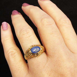 VINTAGE CABOCHON 1.97ct SAPPHIRE 18ct GOLD