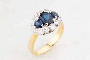 VINTAGE SAPPHIRE & DIAMOND RING 18ct GOLD