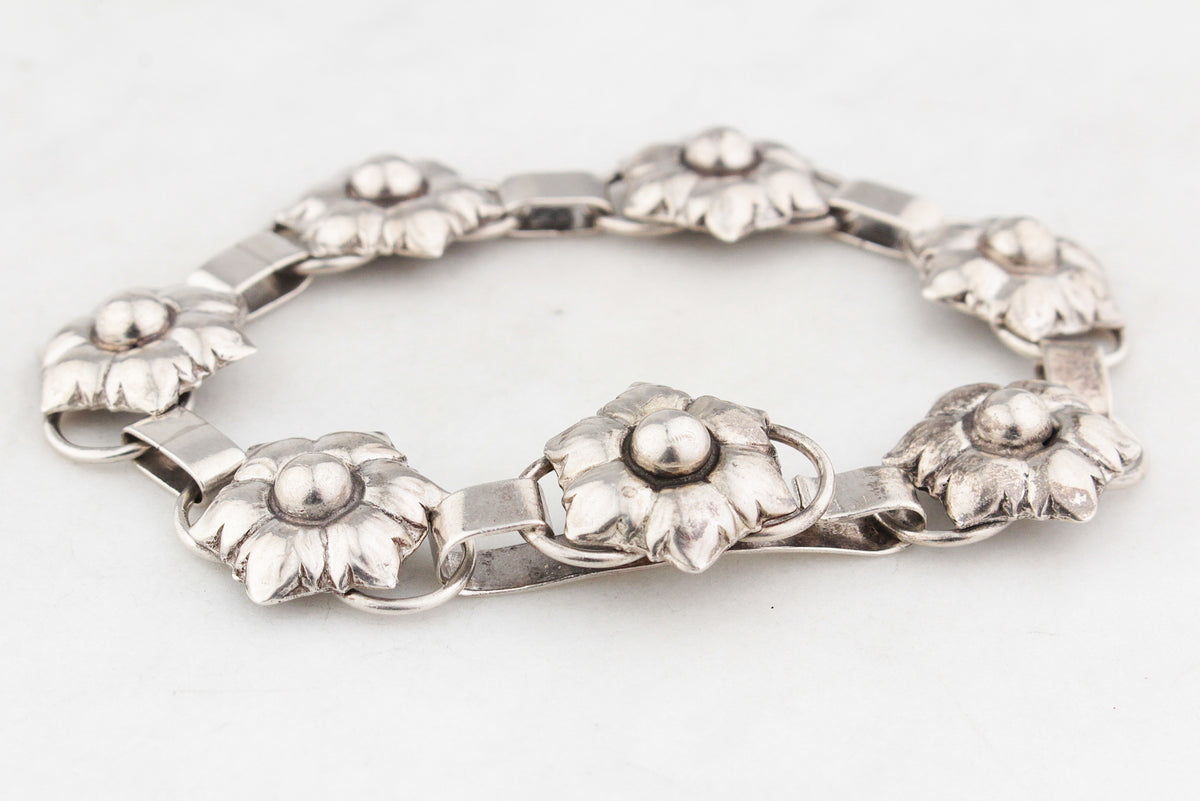 VINTAGE MID-CENTURY 1949 SCANDI STERLING SILVER BRACELET