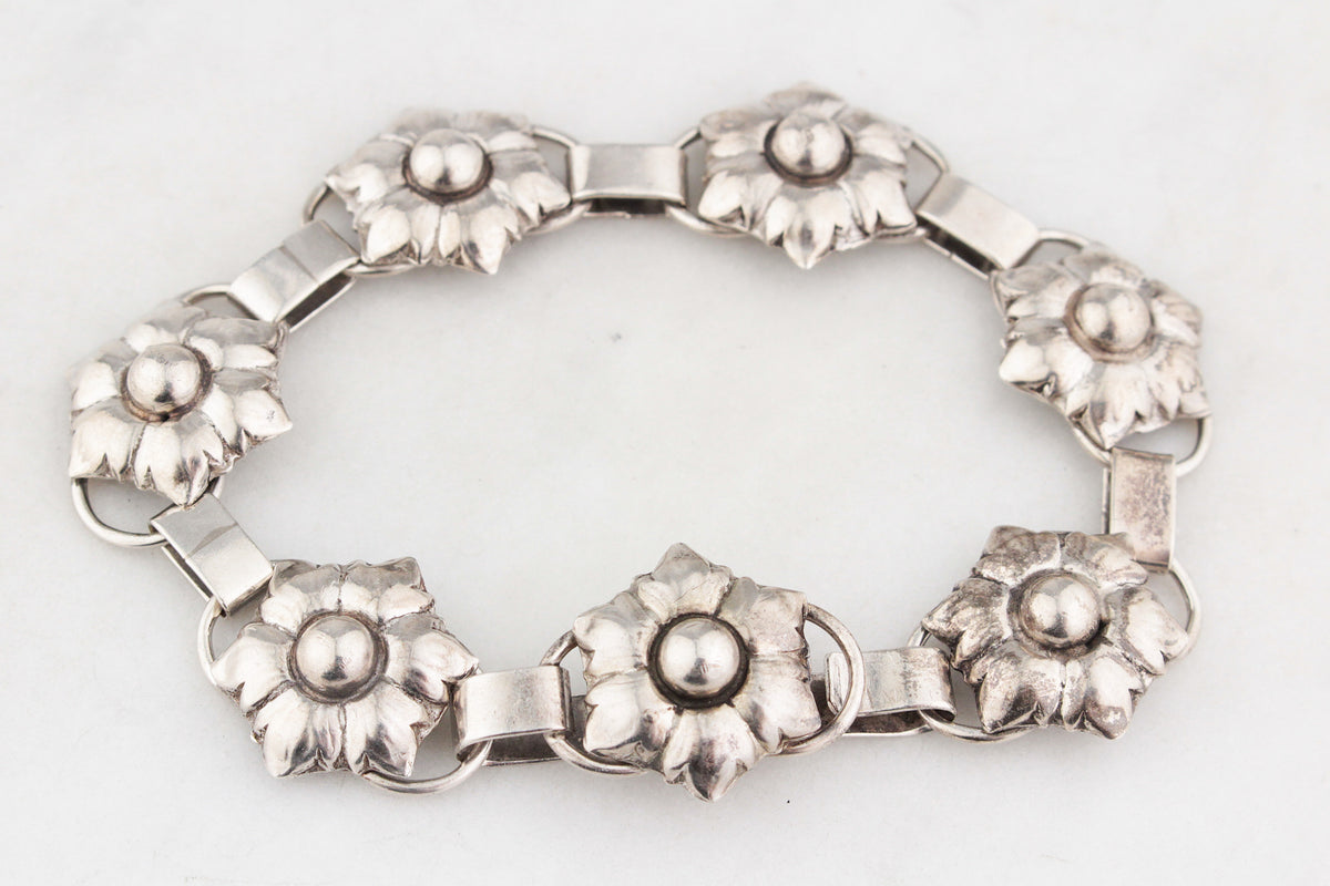 VINTAGE MID-CENTURY 1949 SCANDI STERLING SILVER BRACELET