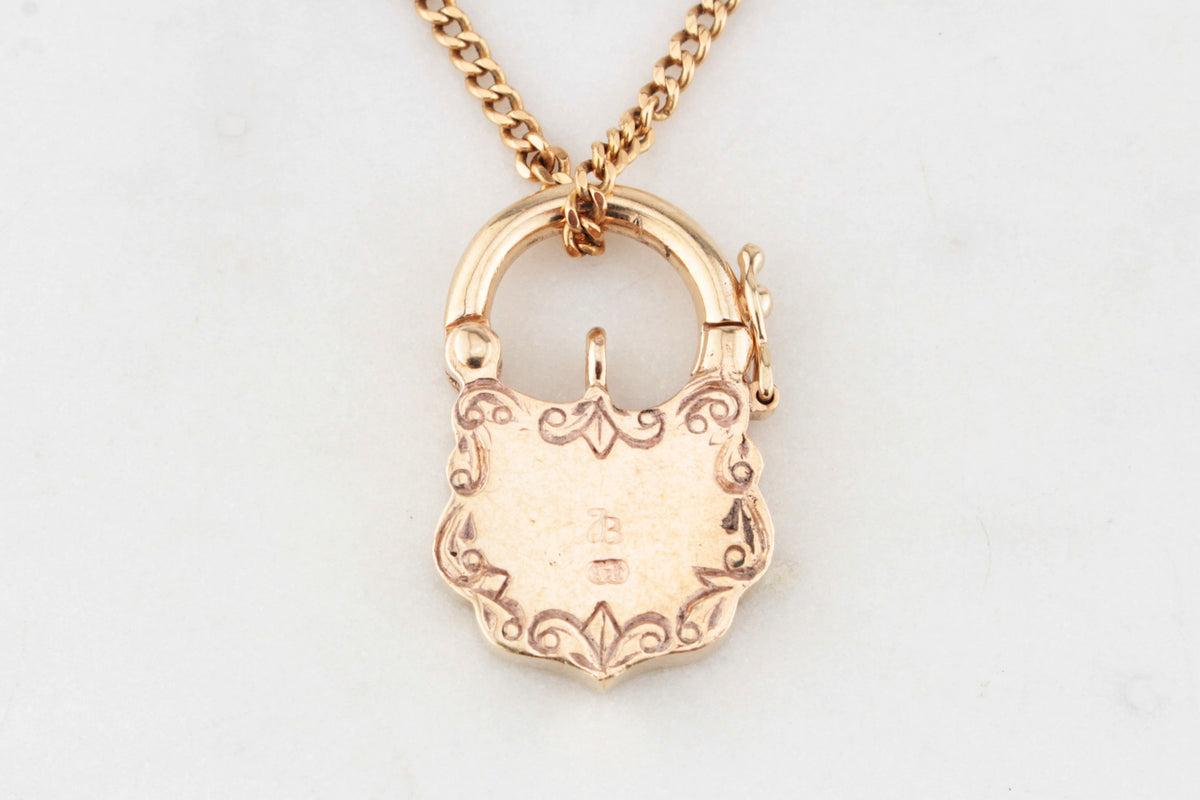 ANTIQUE EDWARDIAN c1900 ENGRAVED PADLOCK PENDANT 6.05g 9ct GOLD
