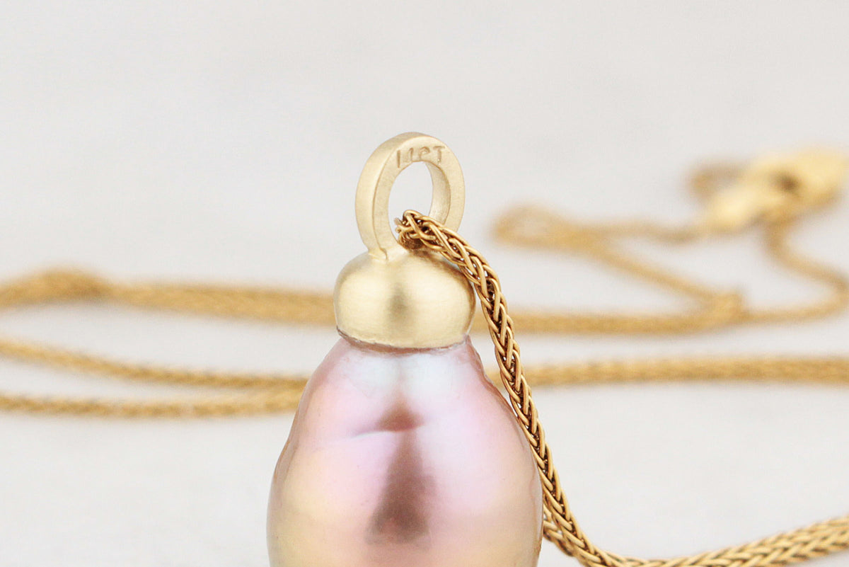 BESPOKE PEACOCK BAROQUE PEARL PENDANT 14ct GOLD