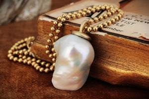BESPOKE BAROQUE FLAME PEARL PENDANT 14ct GOLD