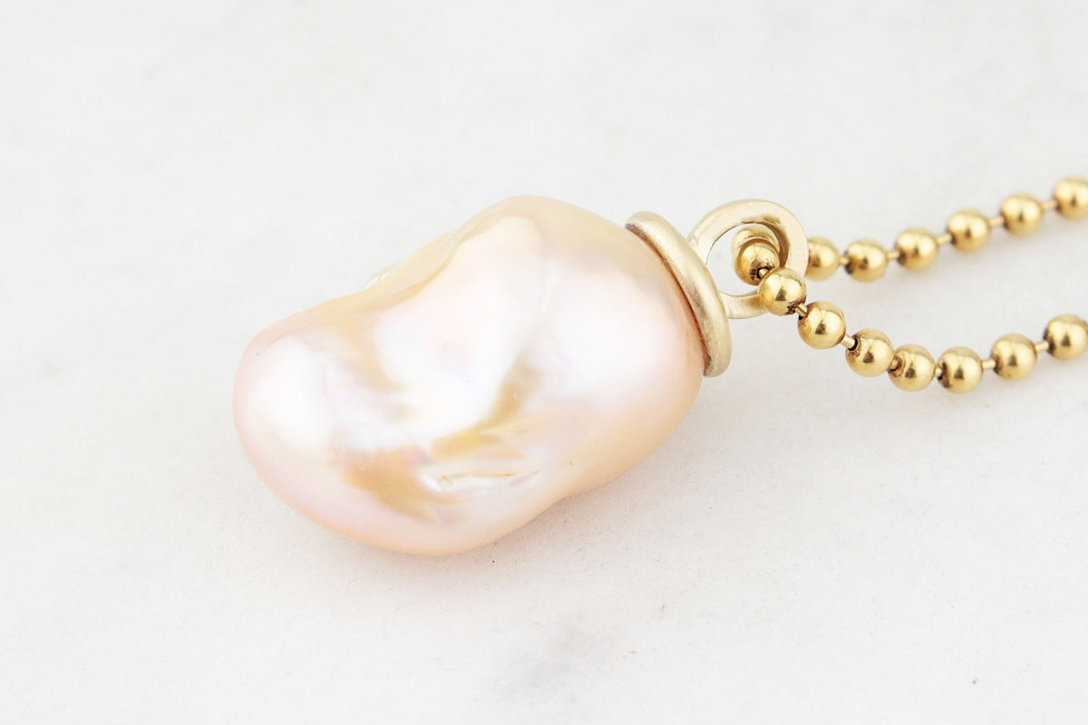 BESPOKE BAROQUE FLAME PEARL PENDANT 14ct GOLD