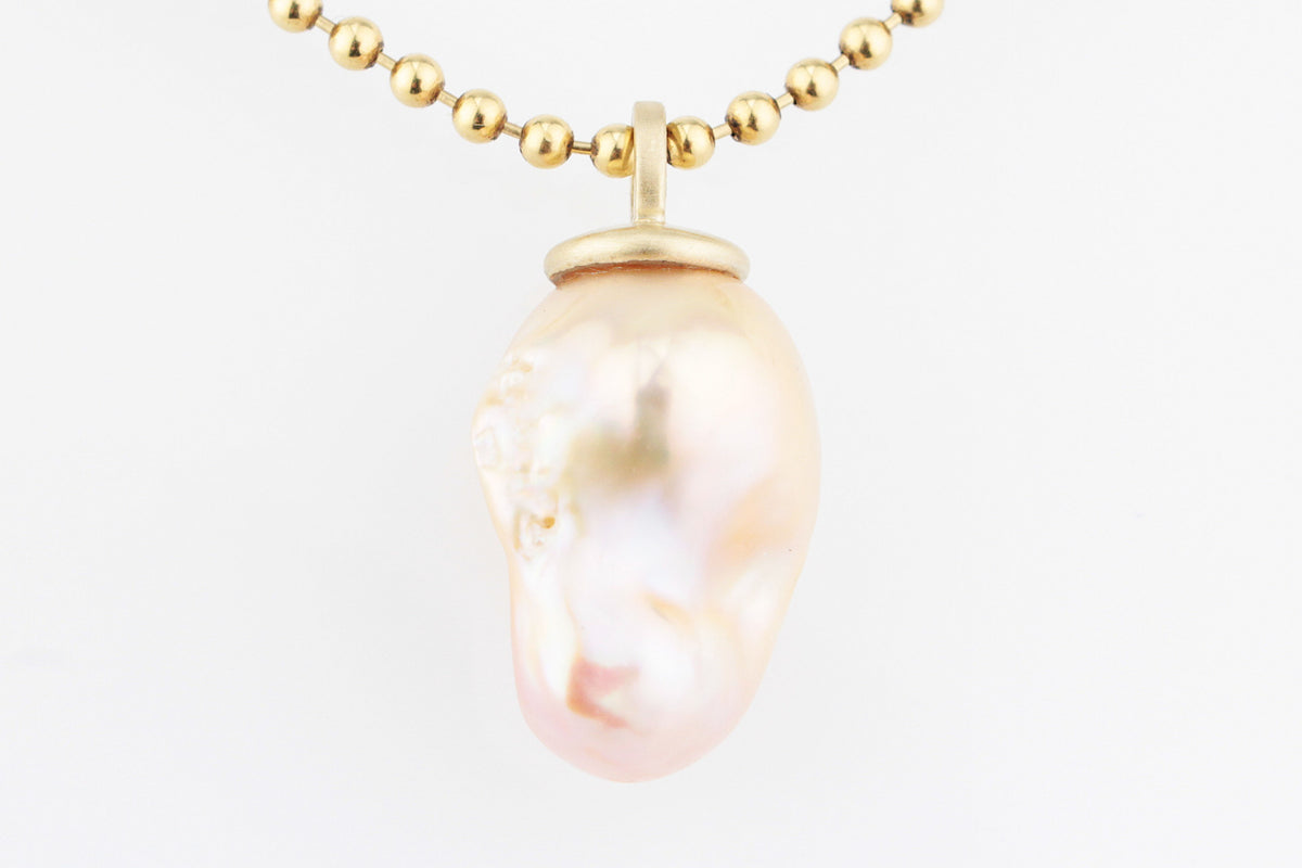 BESPOKE BAROQUE FLAME PEARL PENDANT 14ct GOLD