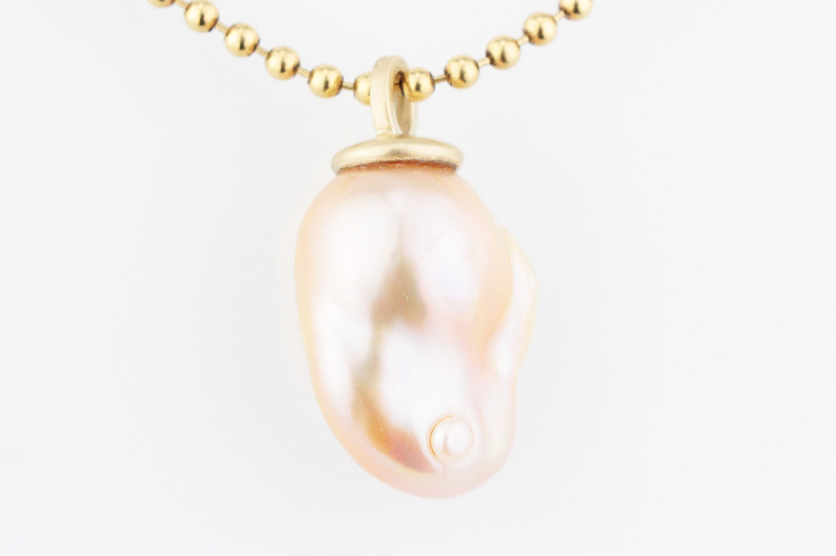 BESPOKE BAROQUE FLAME PEARL PENDANT 14ct GOLD