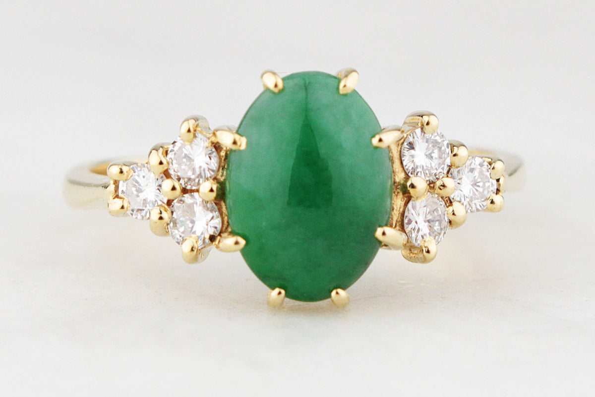 RETRO 1980’s JADE & DIAMOND RING 18ct GOLD