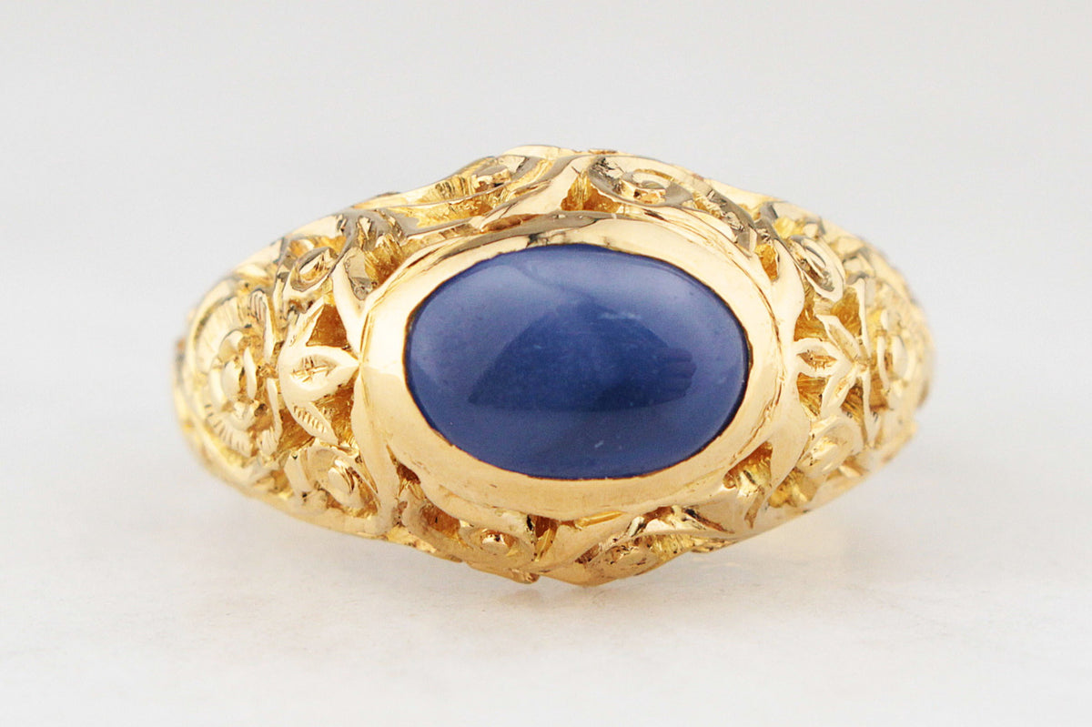 VINTAGE CABOCHON 1.97ct SAPPHIRE 18ct GOLD