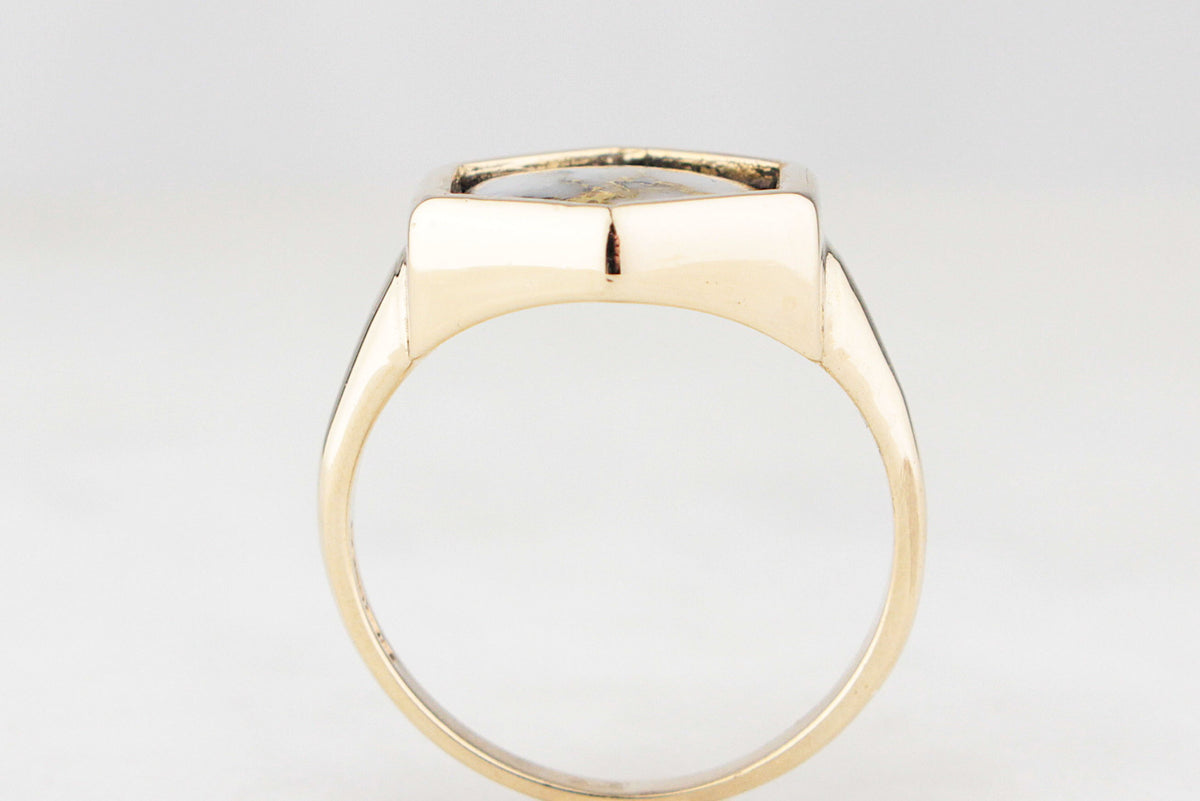 VINTAGE 1970’S GOLD IN QUARTZ RING 9ct GOLD