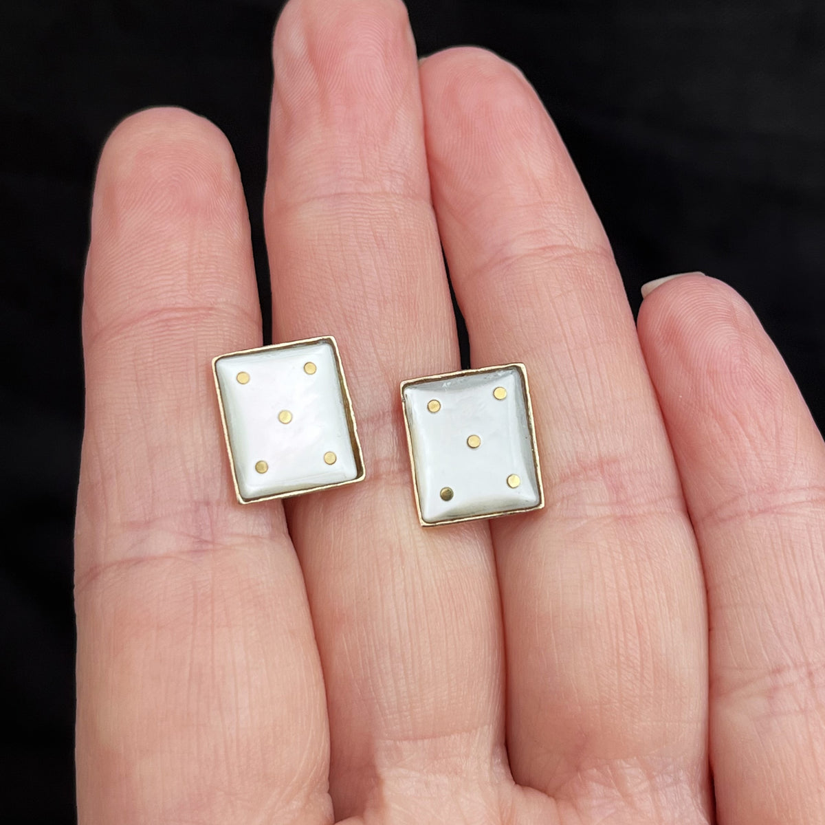 VINTAGE MOTHER OF PEARL LUCKY FIVE EARRINGS 9ct GOLD