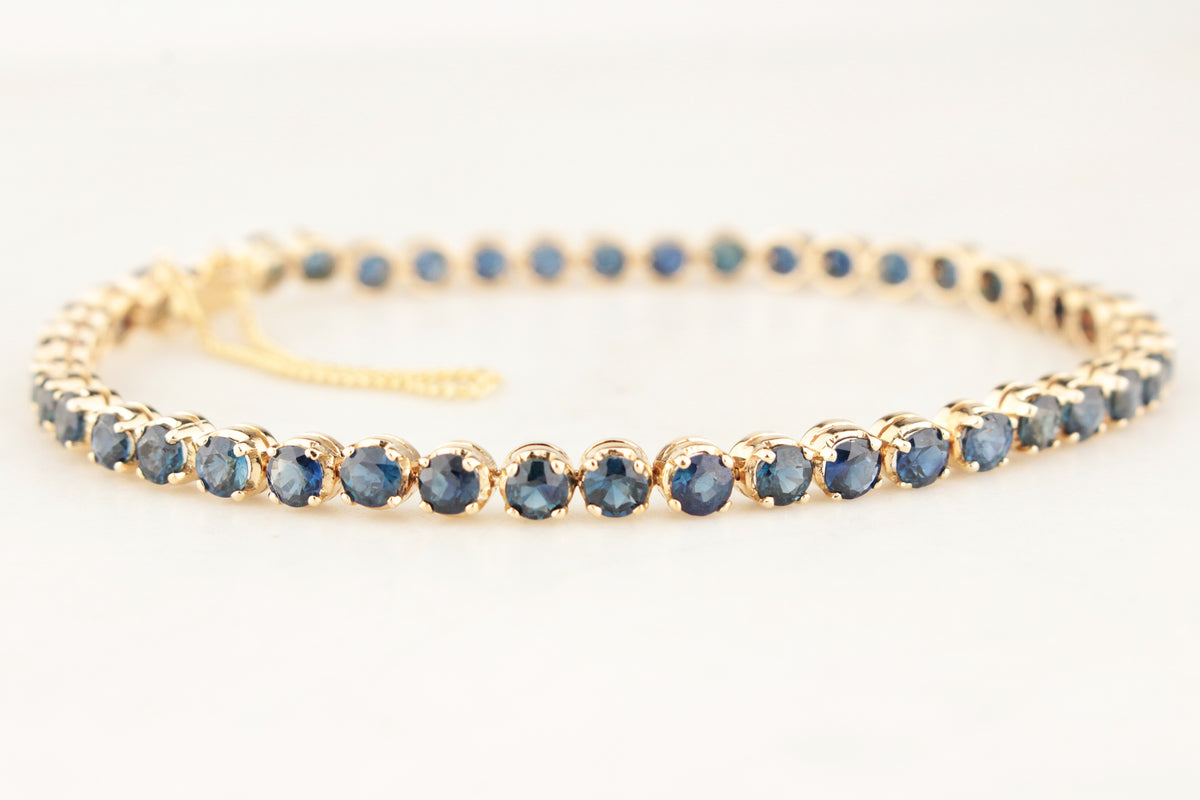 VINTAGE ESTATE 7.25ct SAPPHIRE LINE BRACELET 14ct GOLD