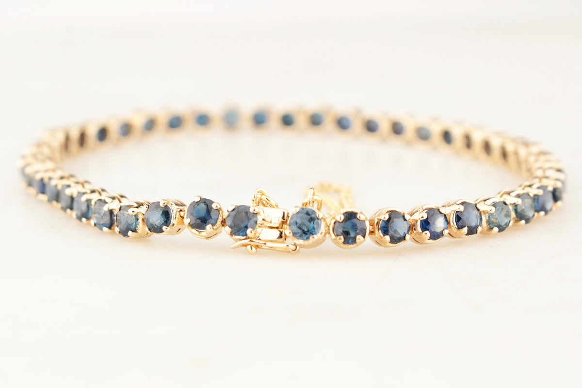 VINTAGE ESTATE 7.25ct SAPPHIRE LINE BRACELET 14ct GOLD