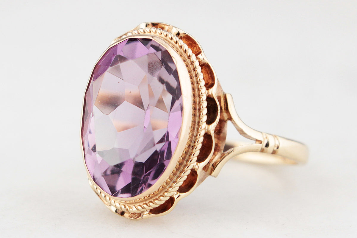 VINTAGE 1968 AMETHYST COCKTAIL RING 9ct GOLD
