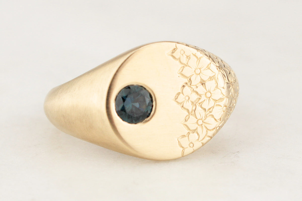 BESPOKE TEAL SAPPHIRE ETCHED SIGNET RING 9CT GOLD
