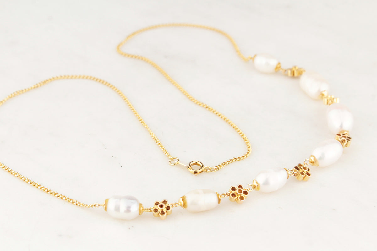 VINTAGE BAROQUE PEARL NECKLACE 14ct GOLD