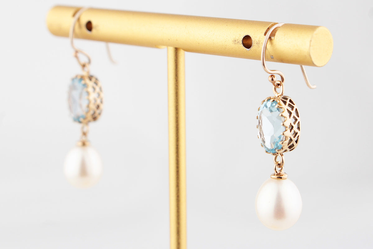 VINTAGE TOPAZ AND PEARL EARRINGS 9ct GOLD