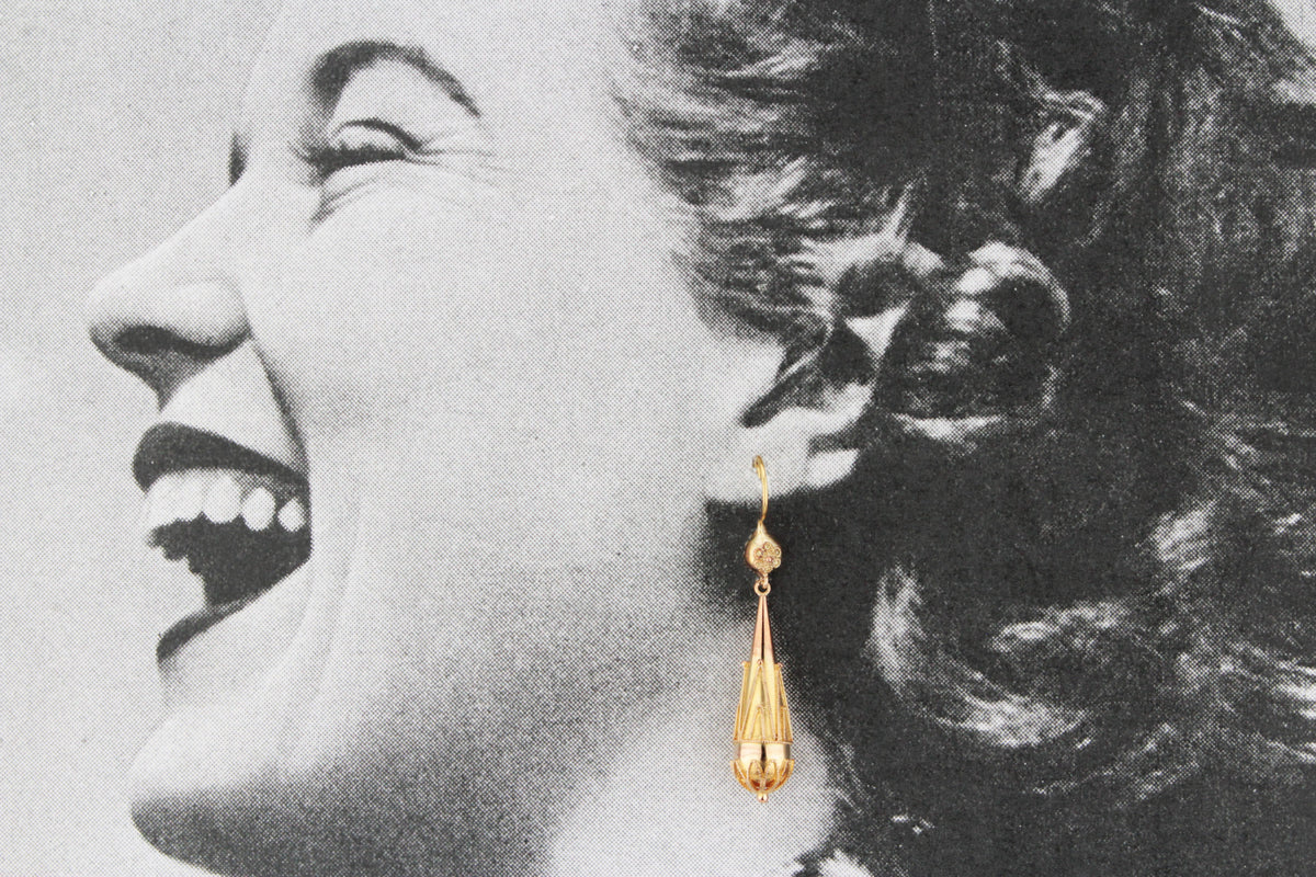 ANTIQUE VICTORIAN c1880 ETRUSCAN REVIVAL DROP EARRINGS 9ct GOLD