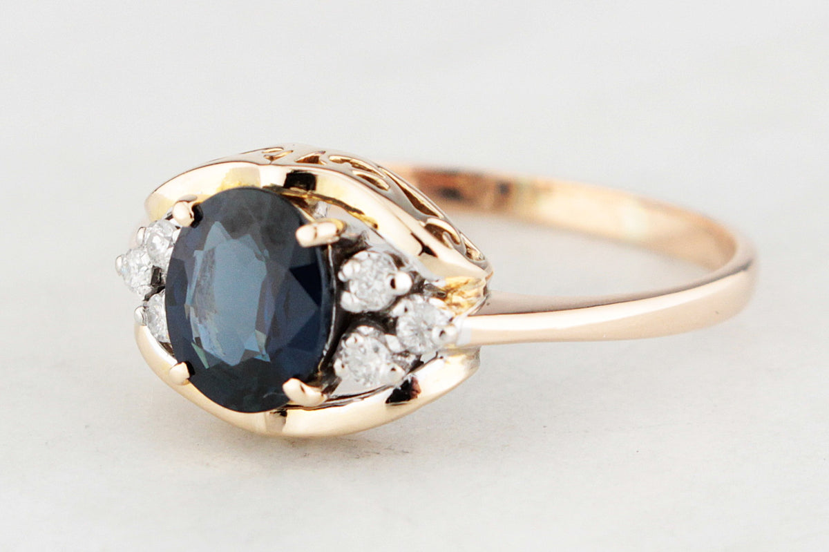 VINTAGE ESTATE SAPPHIRE & DIAMOND RING 18ct GOLD
