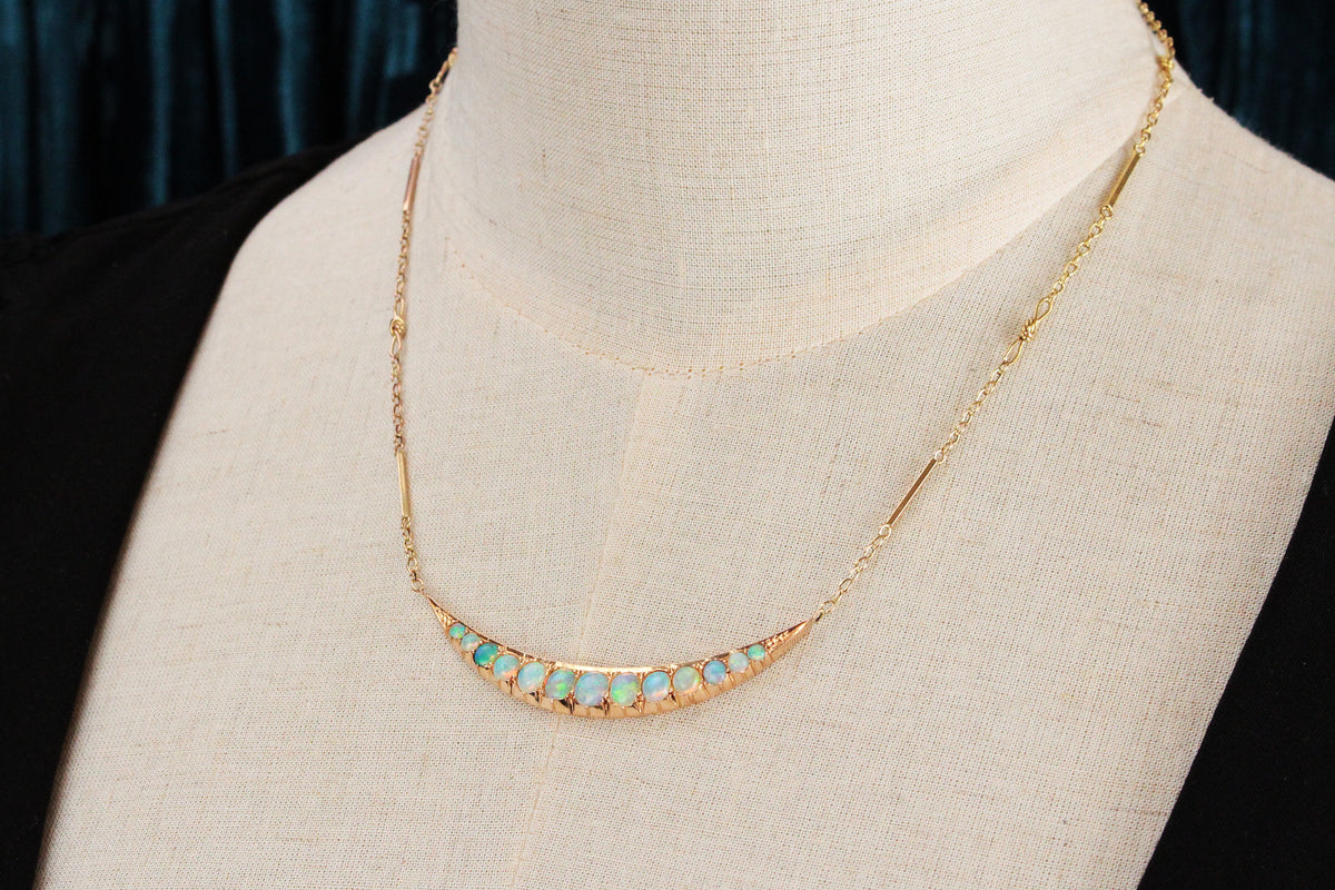 ANTIQUE EDWARDIAN OPAL CRESCENT MOON NECKLACE 15ct GOLD